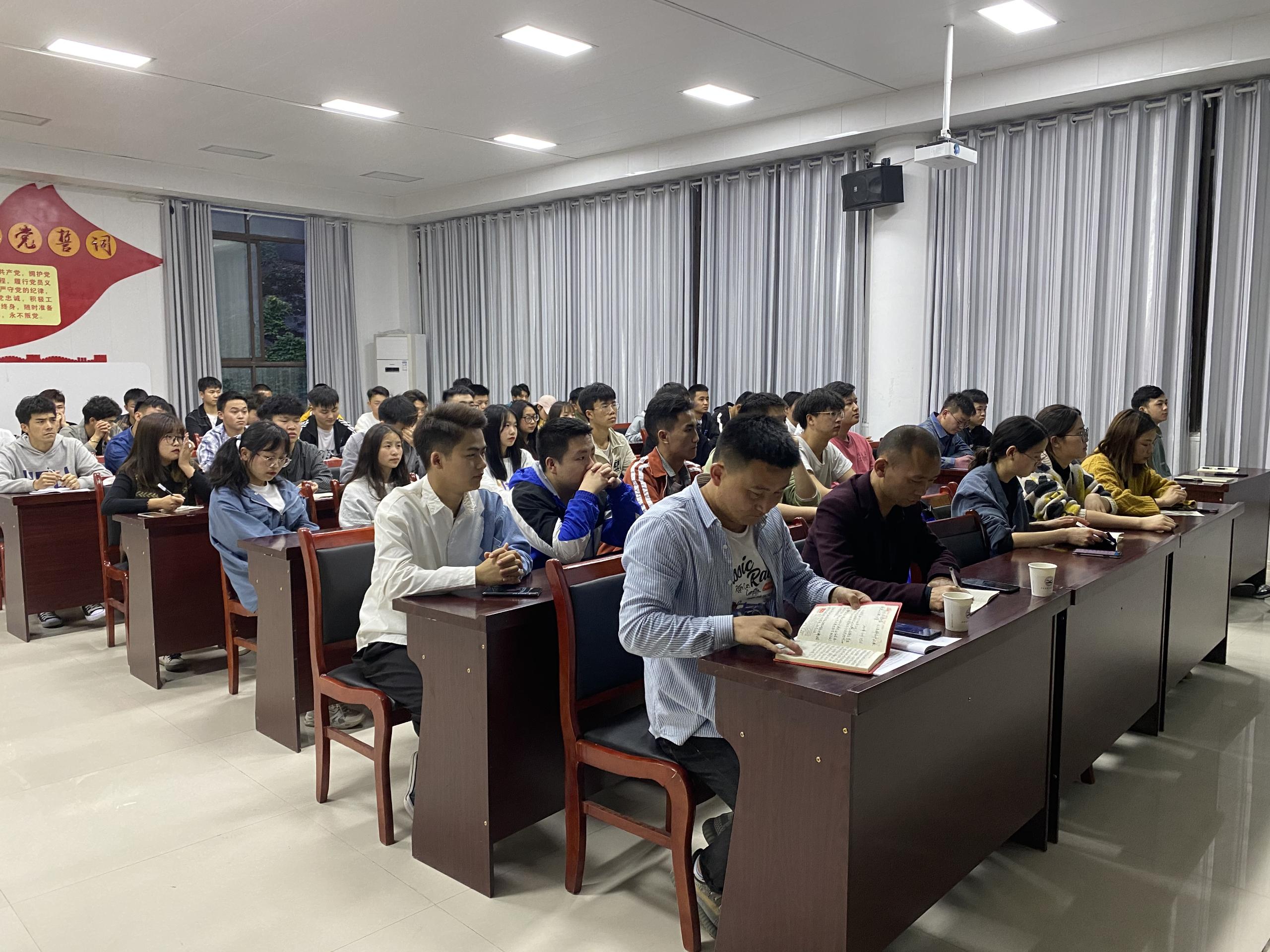 建筑工程学院 2020-2021学年度第二学期 第一次学情调查座谈会(图1)